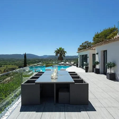 Sleeps 10 Pool Air Con Wifi Villa